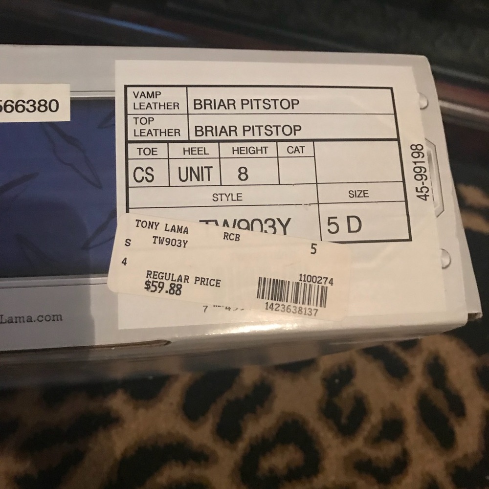 Boys boots